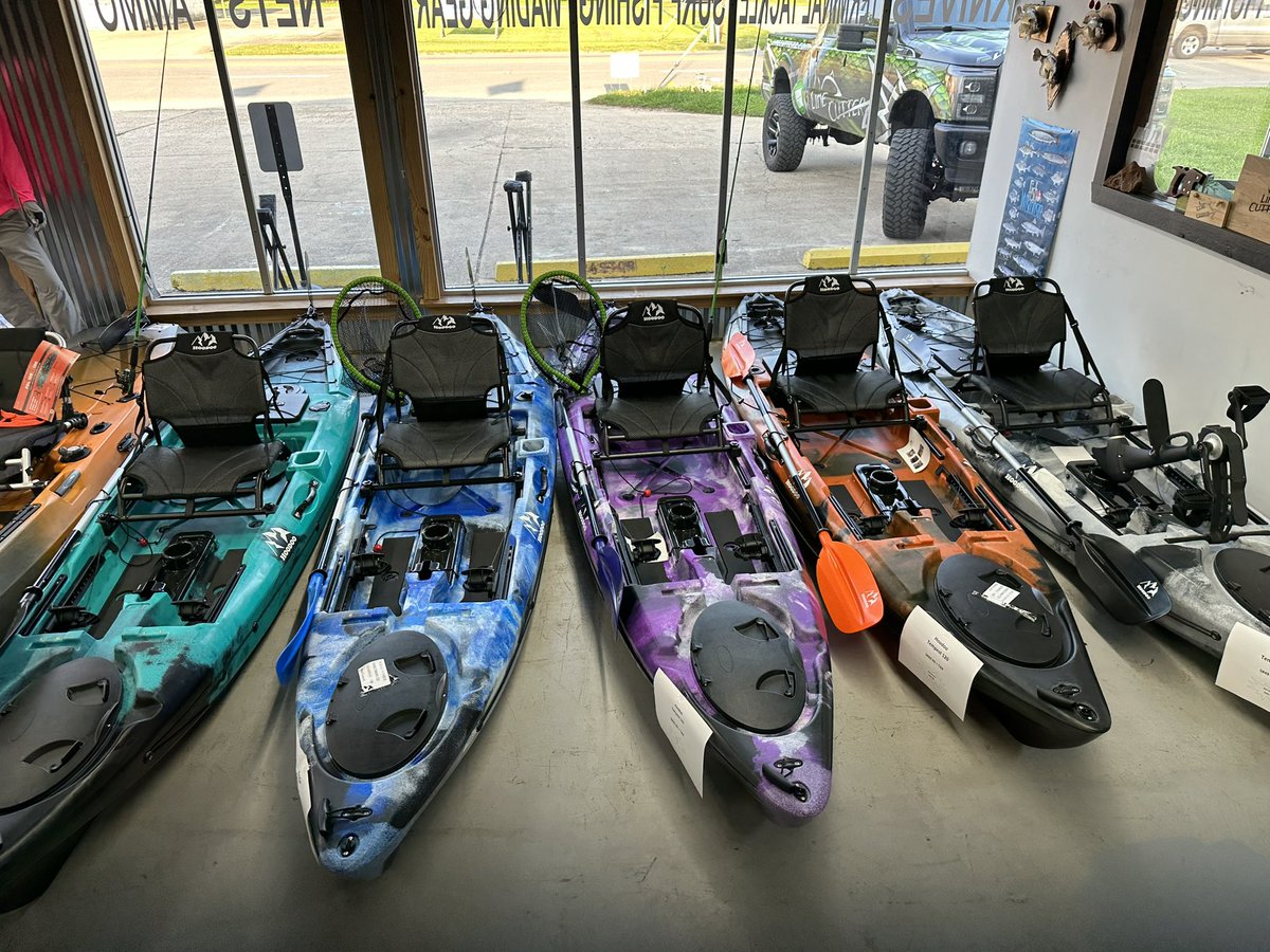 Line_Cutterz's tweet photo. Some nice looking kayaks just arrived in our retail location. $1,249 equipped with a 46lb trolling motor and foot controlled rudder! #kayakfishing #linecutterz https://t.co/DqdS0elFK9