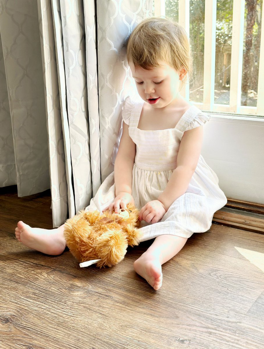 cherishlombard's tweet image. I can’t help myself—
The camera (the photographer) loves her! ❤️📸
#babygirl #mygirl #mydaughter #foryou #foryoupage #baby #oneyear #1️ #photography #potd #photoshoot #fyp #smile #happiness #photosession #loveher #mysunshine #momlife #iminlove