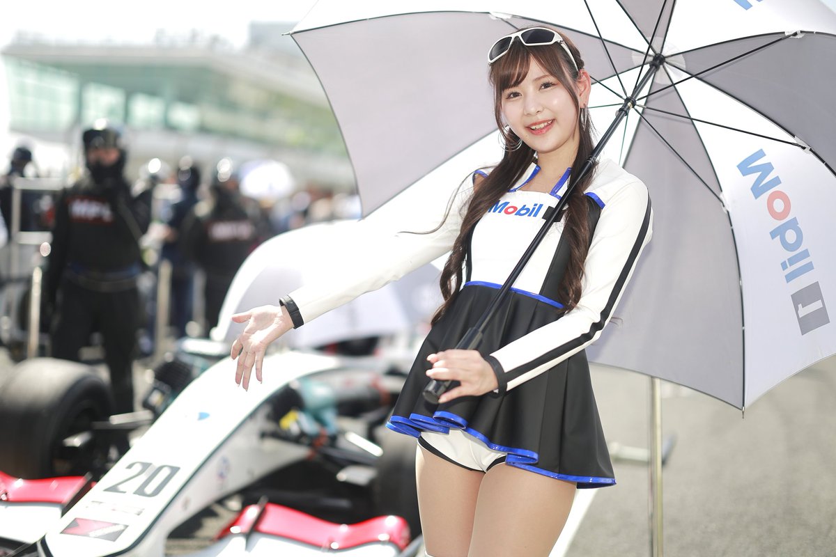 2023.05.21 SUPER FORMULA 
第4戦 #オートポリス🏁
グリッドウォーク✨
ITOCHU ENEX TEAM IMPUL
#Mobil1レーシングサポーターズ2023
#小湊美月 さん
(@mizuki_harapeko) 

撮影有難うございました😀

#SFormula 
#Mobil1
#ITOCHUENEX 
#TEAMIMPUL