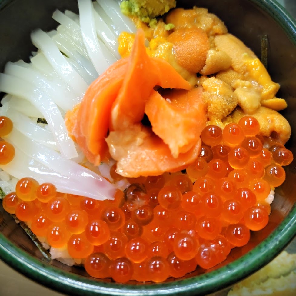 keio_photon's tweet image. And of course food!