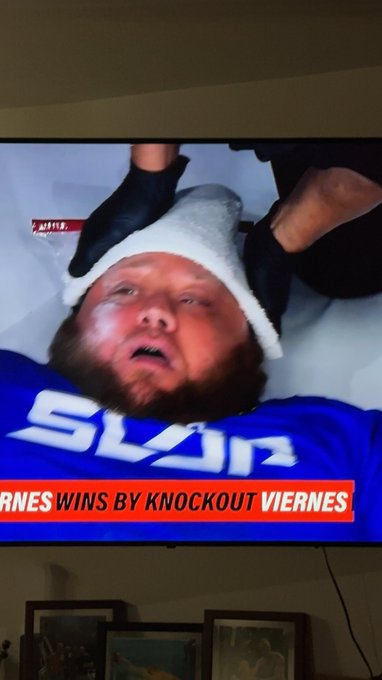 💀💀💀💀💀 Mr. Smurf #PowerSlap2 https://t.co/625YlyW9BI<a href="/tag/powerslap2"class="tags">#PowerSlap2</a>
