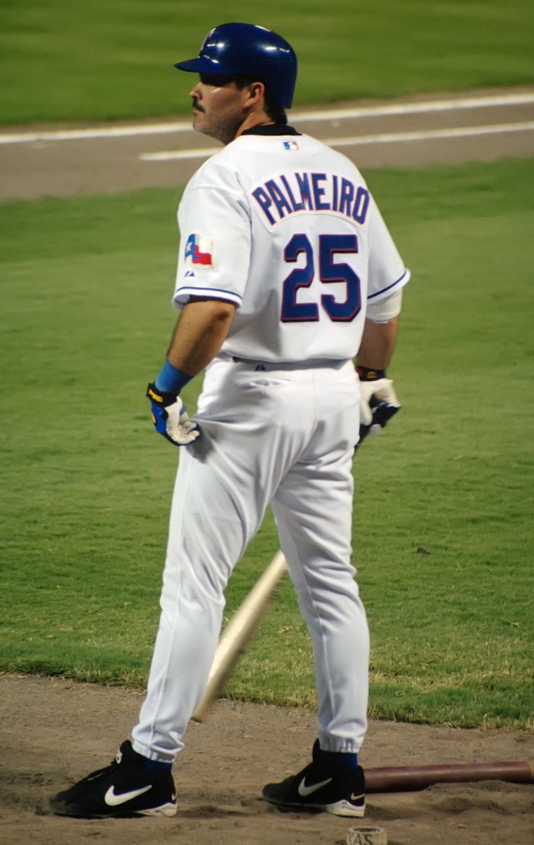 GoldenHalloFame's tweet image. Rafael Palmeiro belongs in the Hall of Fame?

RT if you agree; comment if you don’t!

@Rafael_Palmeiro #StraightUpTX