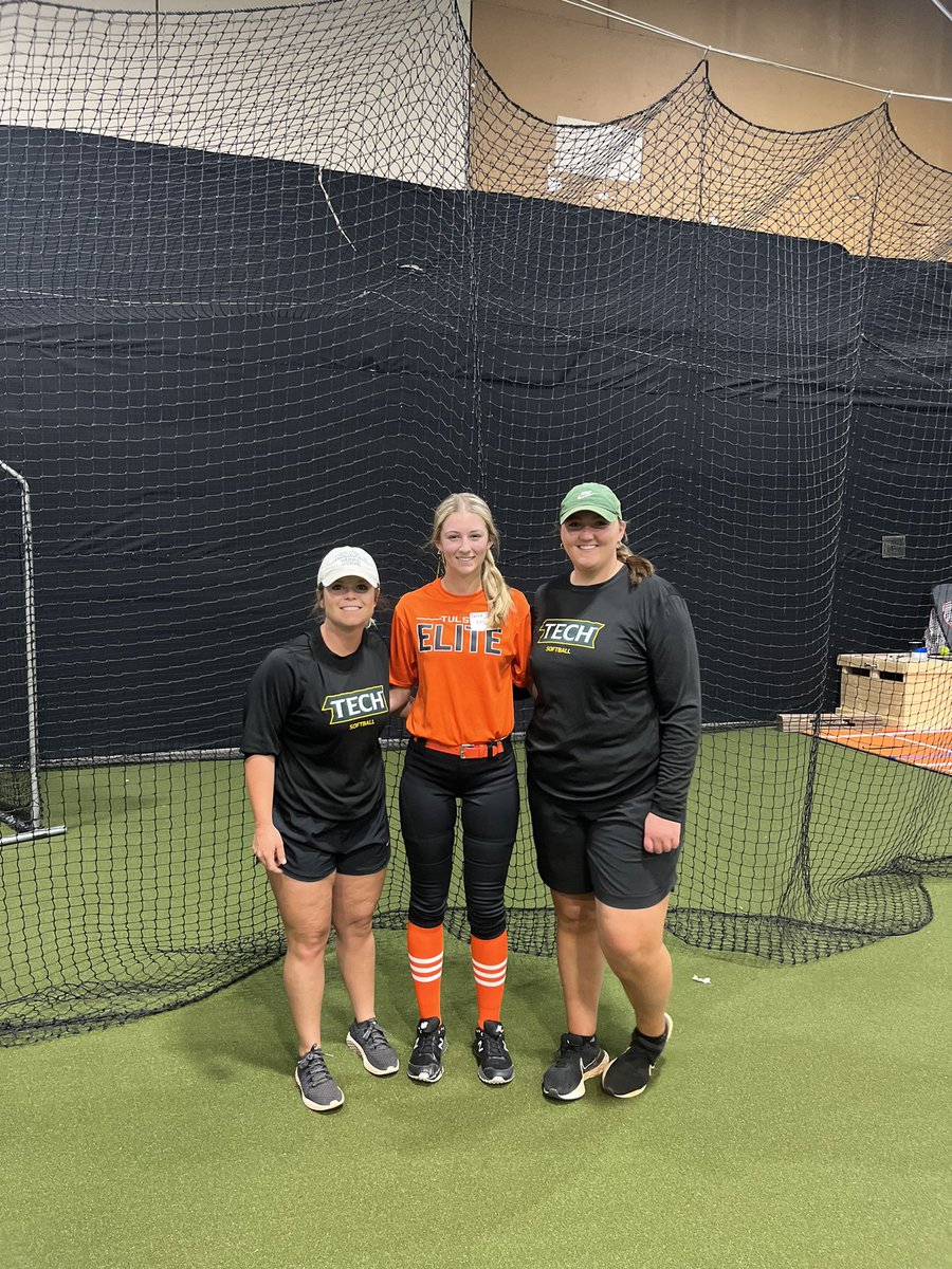 thank you so much <a href="/jtjones00/">Jordon Jones</a> and <a href="/CoachAddieJ/">Addie Jensen</a> for hosting the clinic tonight! I learned a lot!  <a href="/TulsaEliteAR07/">TulsaEliteAR07</a> <a href="/TulsaEliteSB/">Tulsa Elite Softball</a>