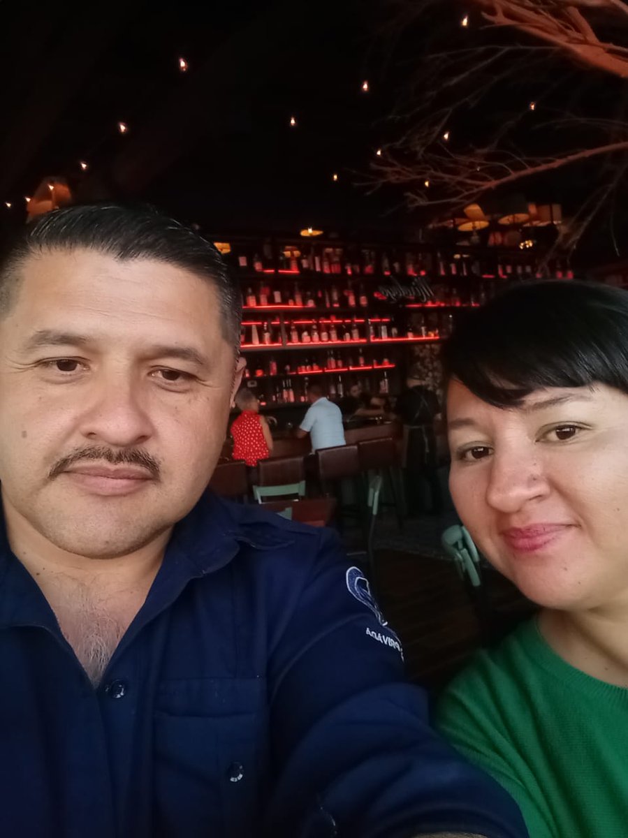 vicky_jrz's tweet photo. Quien nos acompaña https://t.co/Ksgq1aixlL