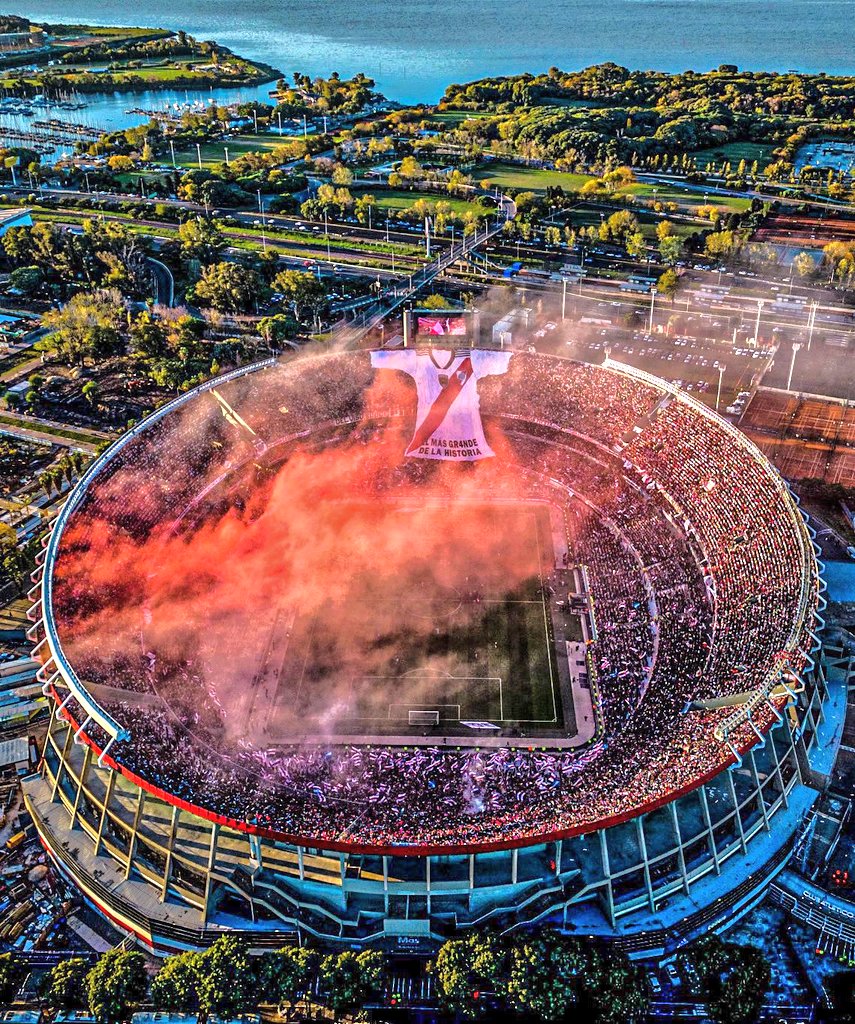 Felices 122 años de grandeza!!
<a href="/RiverPlate/">River Plate</a> de mi vida!