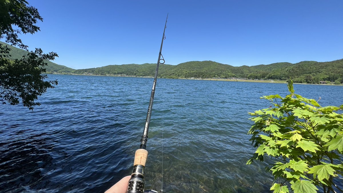 ranger155vs60's tweet photo. 昨日は昔行った事がある、木崎湖が通えるレベルか実際に行ってみました🚙
結果ちょっとキツイ😅

片道160kmで高速は40km。半分は北アルプス安房峠越えで国道市街地のプチ渋滞もあり約4時間は遠征レベルでした💧
やはりアクセス考えると琵琶湖か？
レンタルボート高いけど💸 https://t.co/UaZNl3SXCR