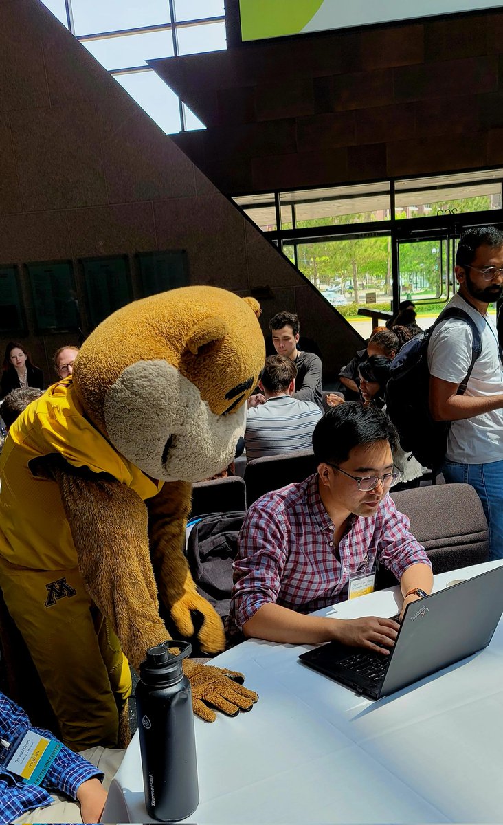 KateAdamala's tweet image. Last day of #SynCell2023, we were joined by a special guest, an example of #bioengineering that went horribly right: Goldy the Gopher came to learn how to build synthetic cells.
He also helped us with poster prize ceremony.
@BaSyCresearch #biotech
