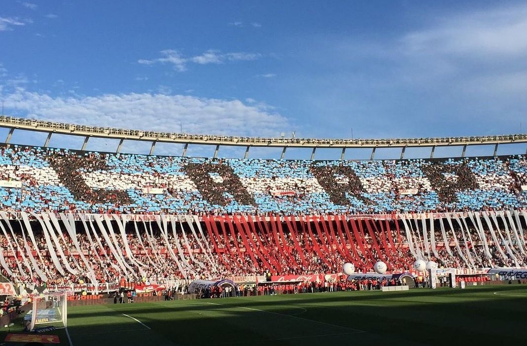 frabigol's tweet photo. No traten de darle vueltas al asunto, River es Argentina, Argentina es River. No es coincidencia que el 25 de mayo sea de ambos. Que nos sigan envidiando los bolivanos. https://t.co/7iQnUP7Mc1