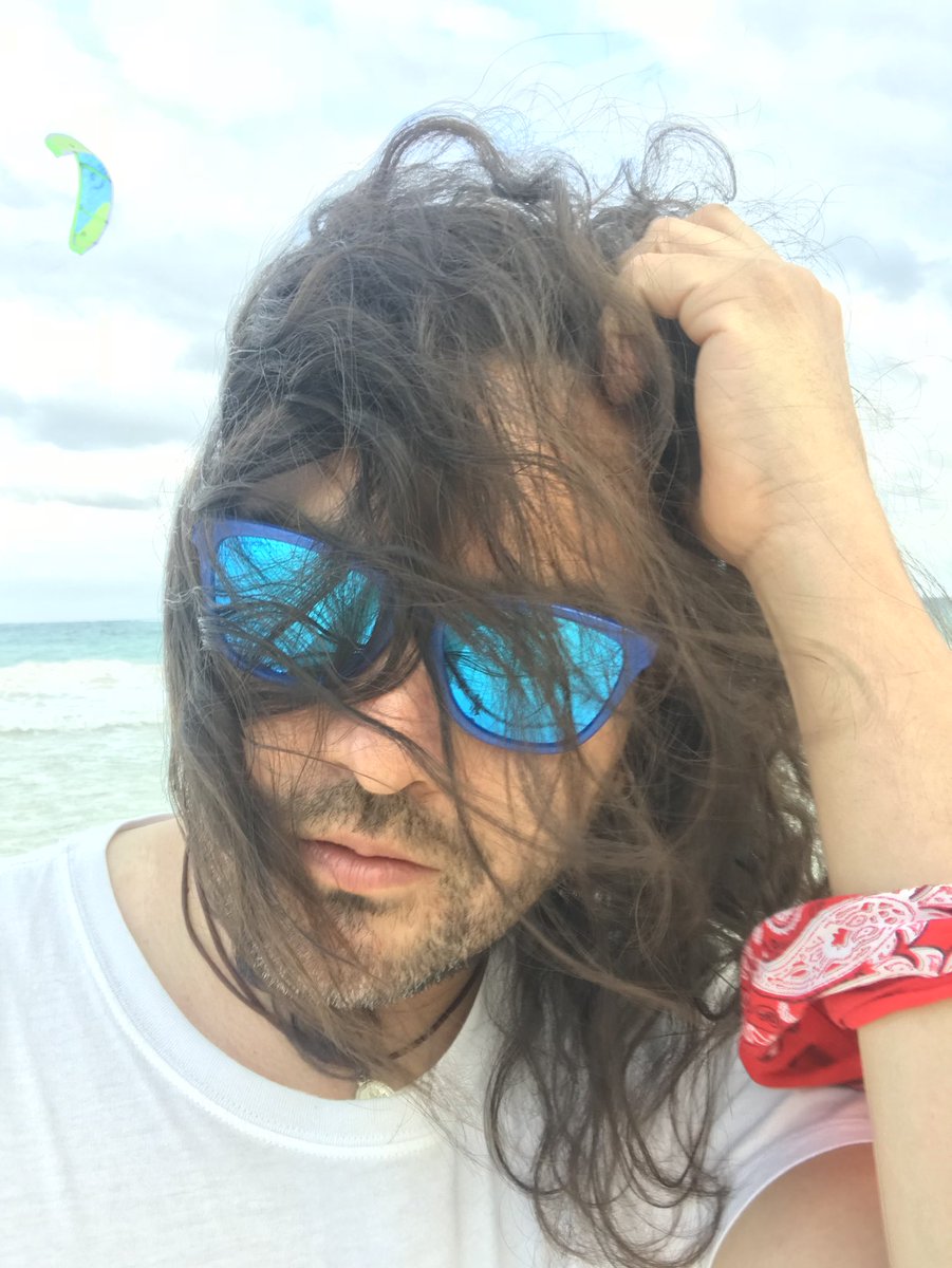 LEPETRASHION's tweet image. 