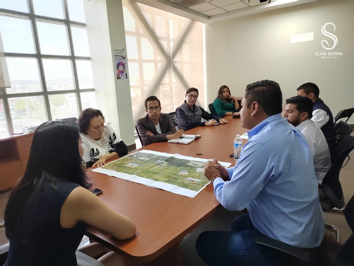 ElviaSierraVite's tweet photo. Junto a la diputada @adeemunooz recibimos en el @CongresoHidalgo al Presidente Municipal de Zempoala, Jesus Hernández Juárez para analizar temas relativos a la preservación del Acueducto del Padre Tembleque.
#LXVLegislaturaHidalgo https://t.co/mX3GKABSBt