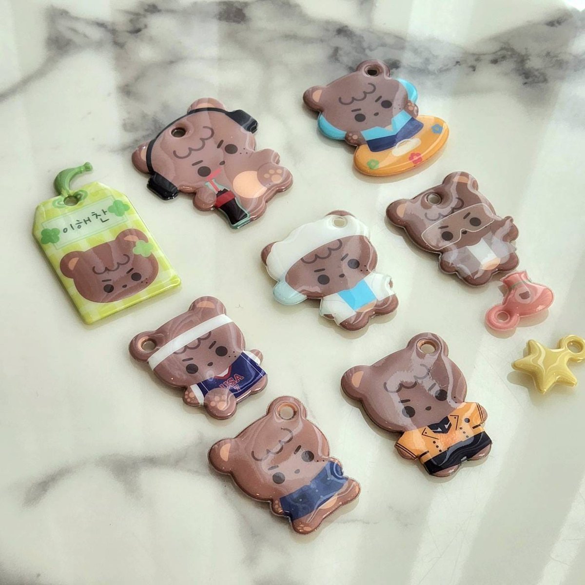 sixkpopstore's tweet photo. • Eyesight Correction griptok 115k DP 60k
• Keyrings ( choose 1 - 9 ver) 65k DP 40k
📍Bekasi | Jakarta
• incl shipping tax ✅
• Qris ✅
• Cicilan ✅
• Start shipping 15 juni 2023 ✅
• Close PO 3 Juni 2023
#HAECHAN #NCT #GRUPORDER https://t.co/DrUZdPbT9K