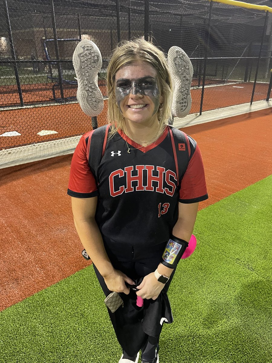 Gosset41's tweet photo. My player of the game tonight for CHHS and Justin Northwest none other than panthers pitcher @Lindsey_M34 

Perfect thru 6
1 hit shutout
6-0 win
1-0 in the regional final

And winning the eye black game!! https://t.co/FRb6NErDiI