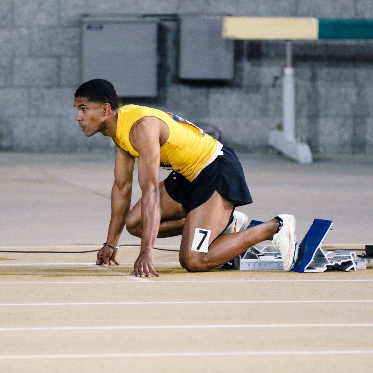 GoShockersTFXC's tweet photo. 𝐀𝐃𝐕𝐀𝐍𝐂𝐄𝐃‼️

Yuben is through to Friday's quarterfinal!

19th - 400H - 51.13q https://t.co/h5TOihQtJA