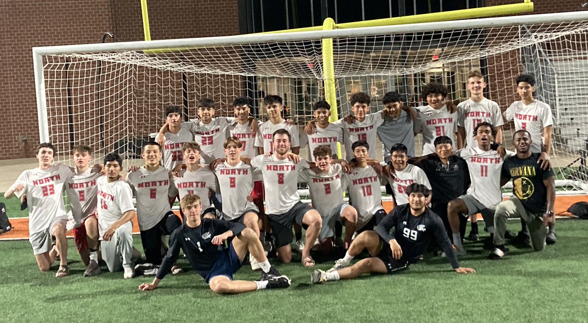 Difficult loss (2-1) to #1  WDM Valley, conceding a goal off of a deflection in the last 3 minutes of the game and hitting the crossbar with about a minute left to play.  Boys truly fought until the end!  This Seniors group is truly a special group of boys and will be missed!