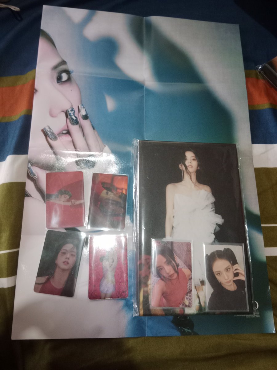 JuanceuCart's tweet photo. WTS LFB 

JISOO ME ALBUM BLACK VER.
- UNSEALED (COMPLETE INCLUSIONS W/KTOWN POB)
- PHP 1.1K 
- 2 DAYS (PAYO PRIO) 
- MINT CONDITION
- ONHAND 

MOP: GCASH 
MOD: SDD, MEET UP 

tags jisoo me black ver. crocsoo heartsoo https://t.co/Xj8NQ0o0fr