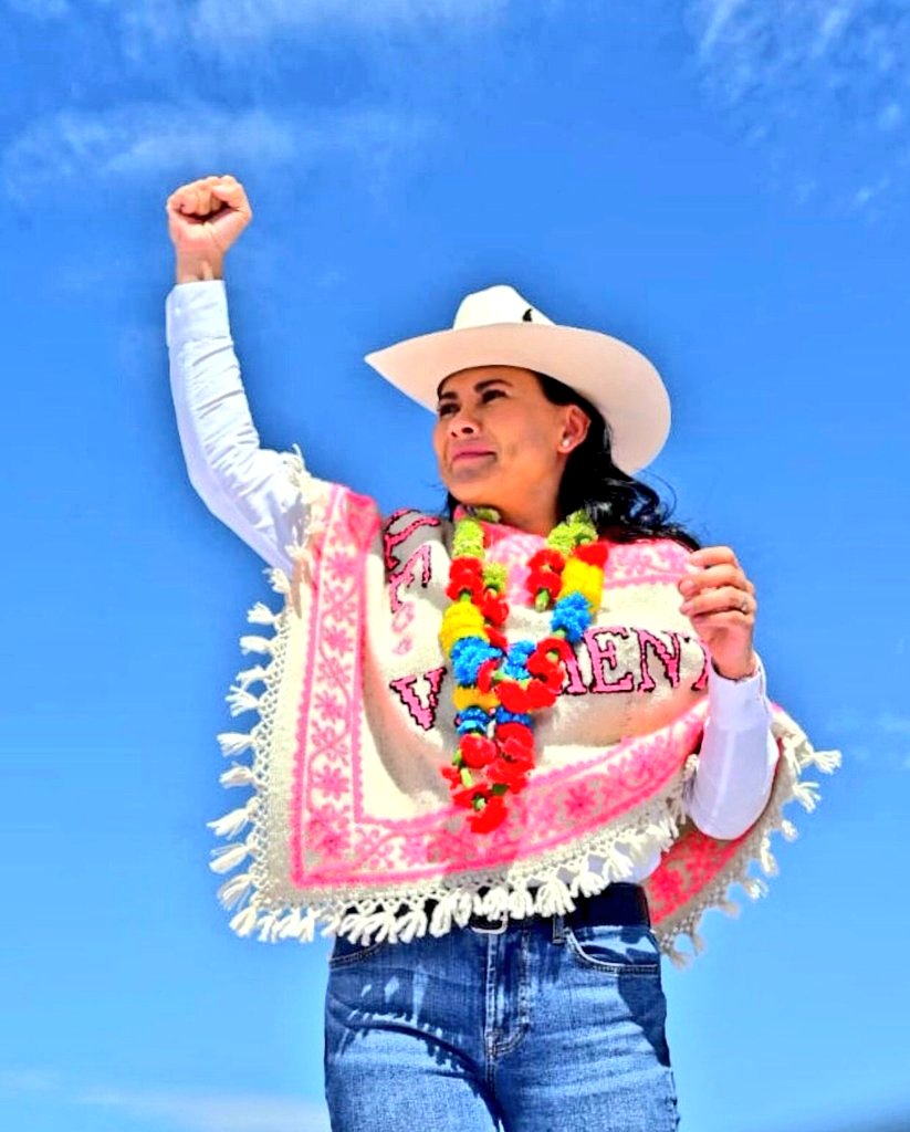 <a href="/AlejandraDMV/">Alejandra Del Moral</a>