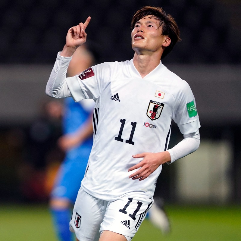 SoccerKingJP's tweet photo. GK
シュミット・ダニエル
中村航輔
大迫敬介

DF
谷口彰悟
板倉滉
森下龍矢 ※
伊藤洋輝
瀬古歩夢
菅原由勢

MF／FW
遠藤航
伊東純也
浅野拓磨
古橋亨梧
守田英正
川辺駿
鎌田大地
相馬勇紀
三笘薫
前田大然
旗手怜央
堂安律
上田綺世
川村拓夢 ※
中村敬斗
久保建英
川﨑颯太 ※

※初招集は3名