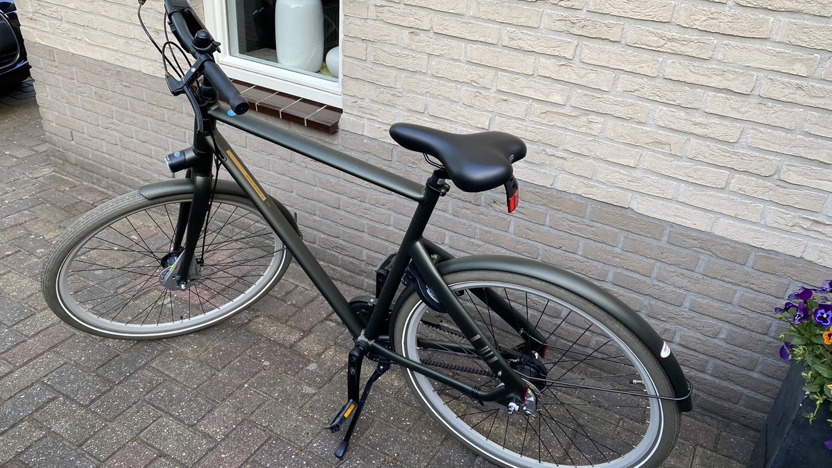 MartinEilander's tweet photo. Vandaag voor de 3e keer, op de fiets naar het werk. 2 x 32 km #stadsfiets   #FietsNaarJeWerkDag @FNJWD https://t.co/gdxtbv8Uj3