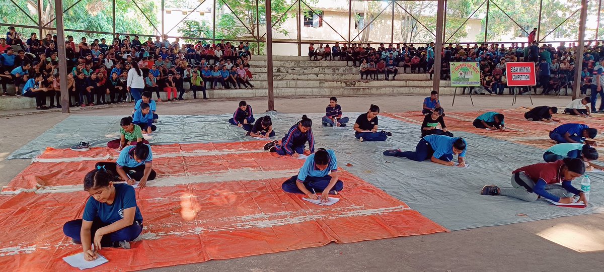 KumarTrmanas's tweet photo. #NCCcadetcorps
#OdishaDte
#CuttackGP
Ncc cadet of Bhandaripokhari govt.high school, Bhadrak under 7(o)BN NCC BHADRAK, Participated Essay@Drawing Competition CATC Camp  Bhadrak Auto. College, Bhadrak
#Kalingasagar
HQ_DGNCC https://t.co/GAv8aAga1A