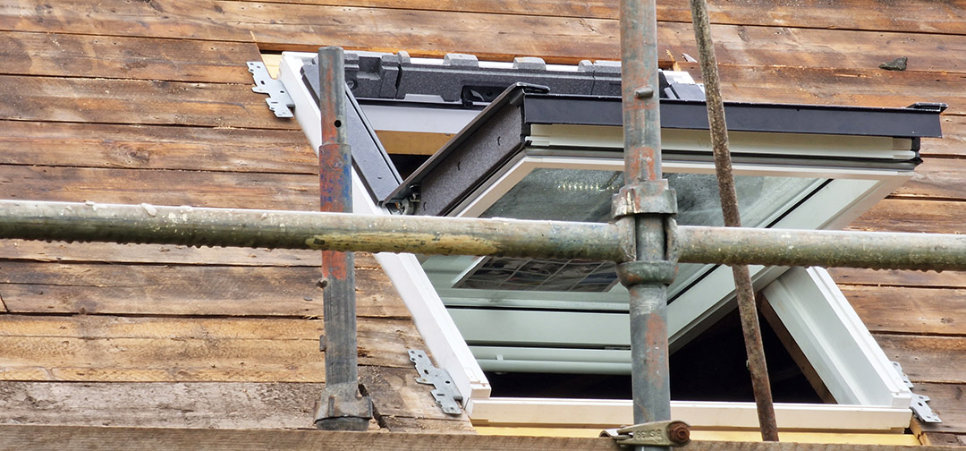 block9architect's tweet photo. Things are taking shape on site for a B Listed Gardener’s Cottage which is being extended to form a large open plan kitchen/living/dining area. The existing roof collars will be left exposed to emphasise the building form. 

#design #edinburgh #architecture #conservation https://t.co/buexQ2VgBc