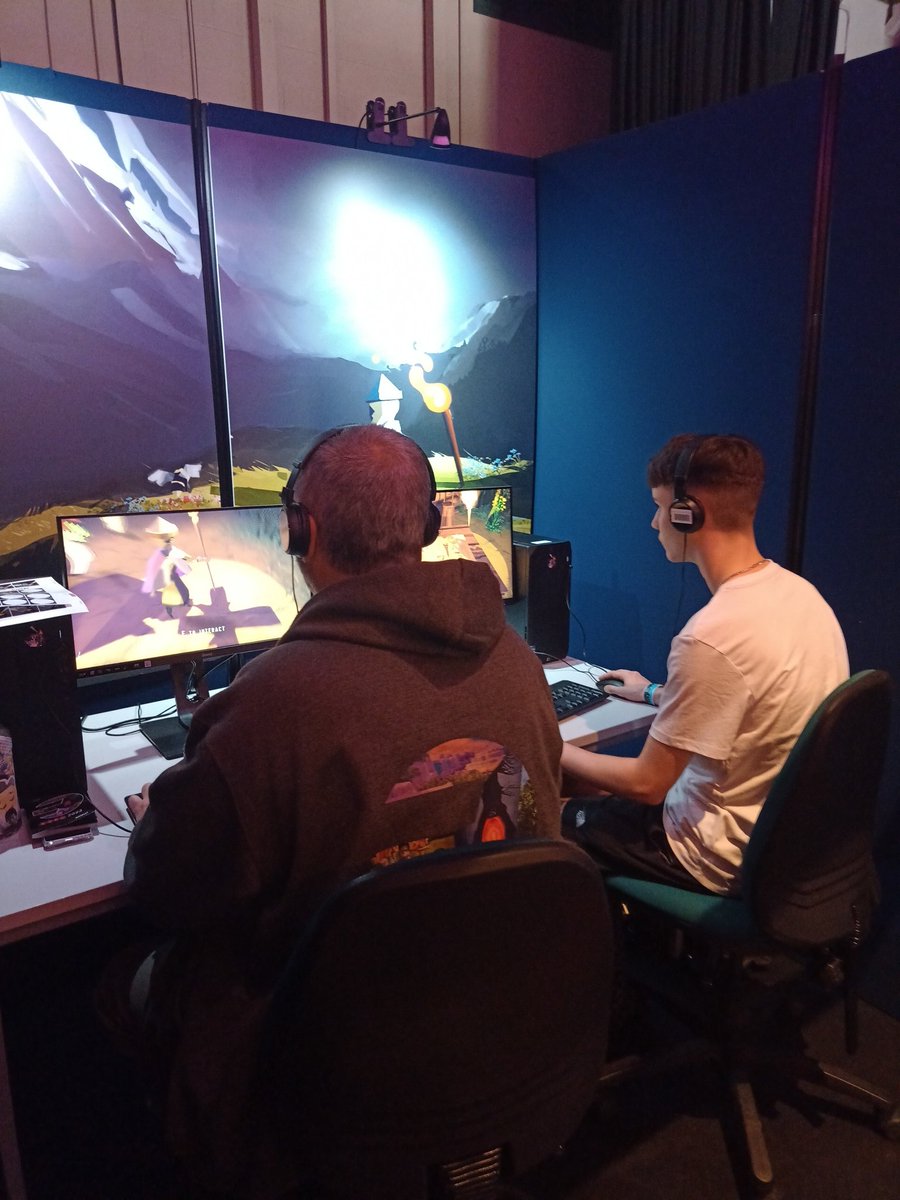 Amber Bear tweet media