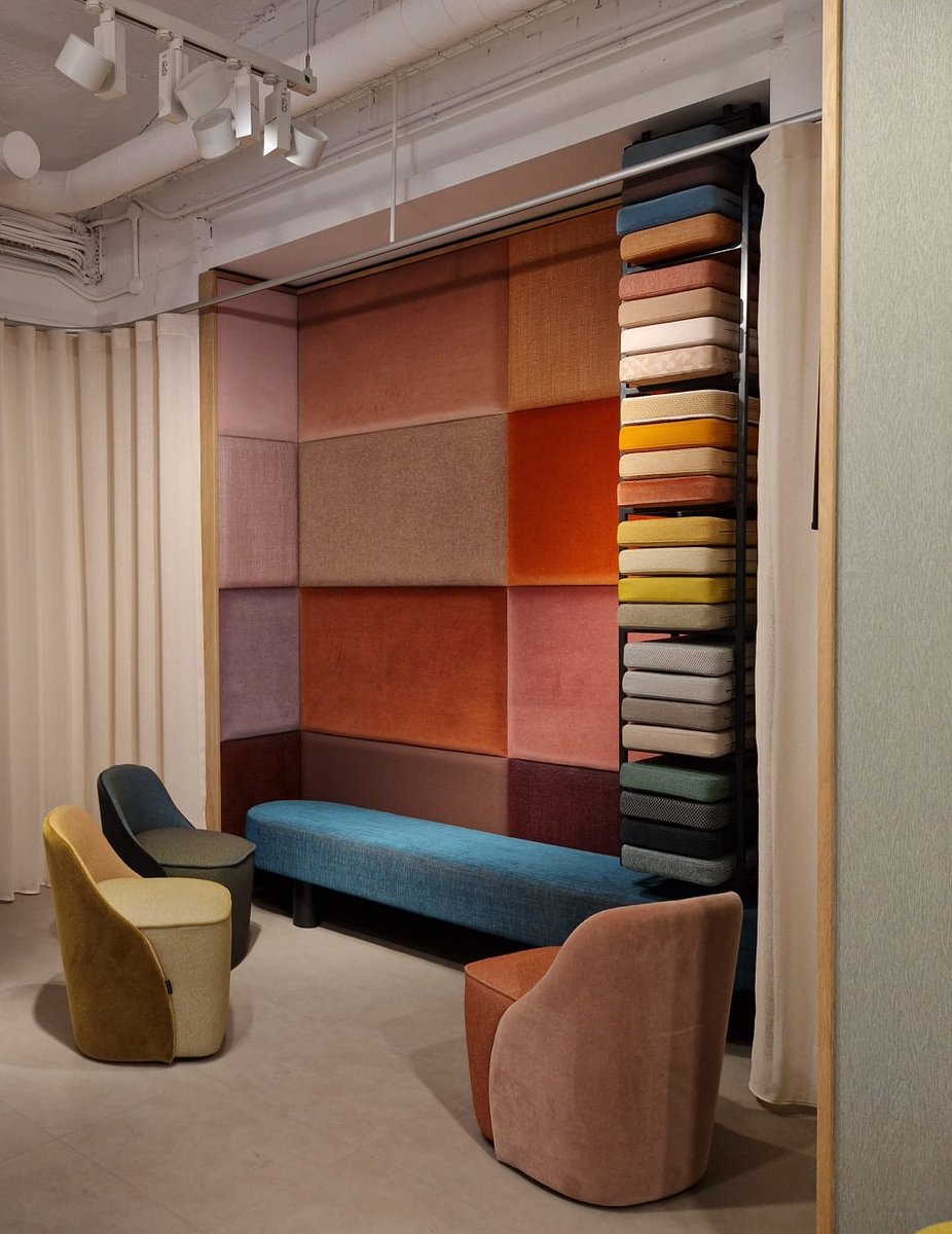 Last day of Clerkenwell Design Week. Swing by our redesigned showroom and delve into the synergy of sustainable, high-quality interior materials. Don't miss out! Vescom showroom, Lower Ground Floor, The Old Brewery - 16 Brewhouse Yard, London #sustainablematerialogy #CDW2023