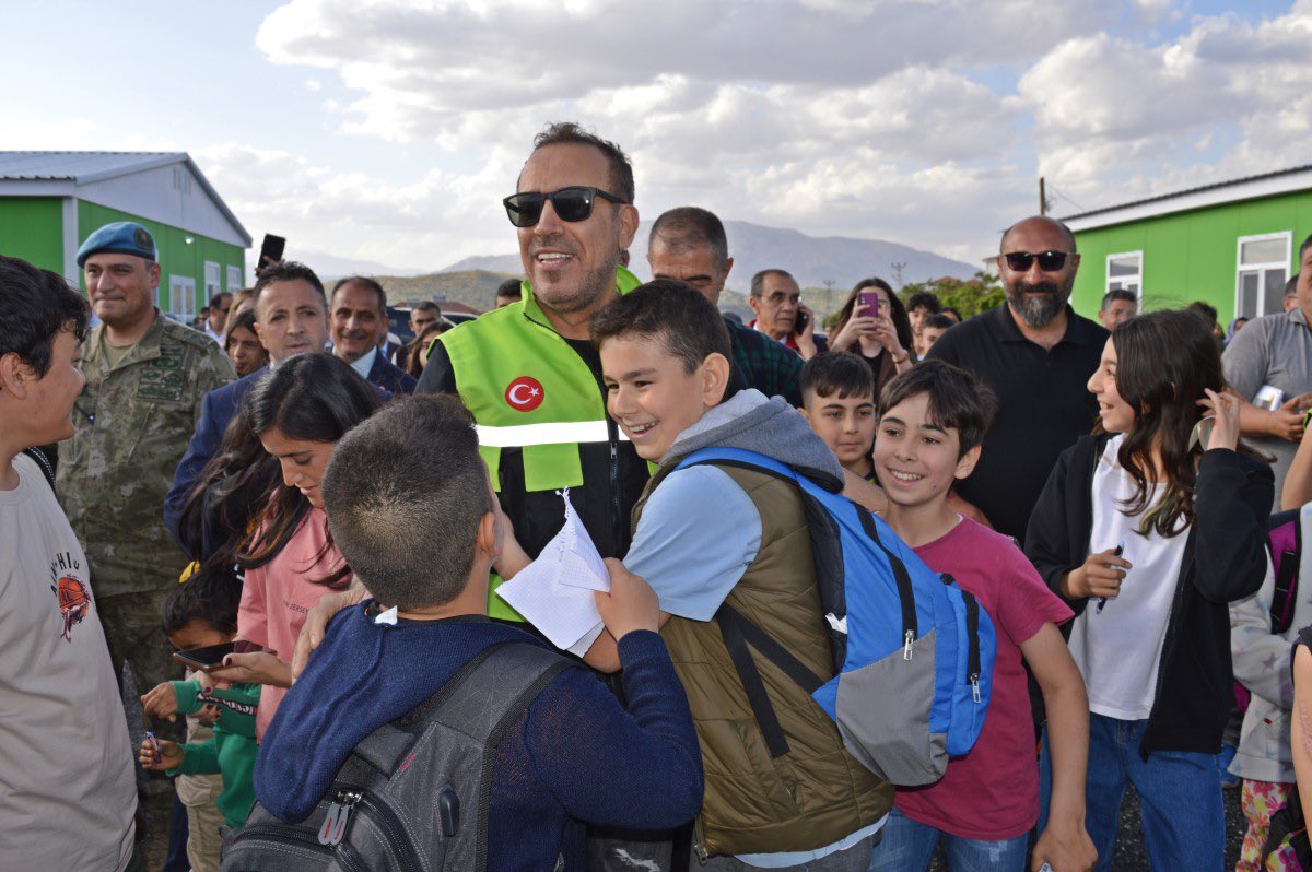 haluklevent's tweet photo. Sevgi emektir.
💚

(Adıyaman) https://t.co/zxwPromPqZ