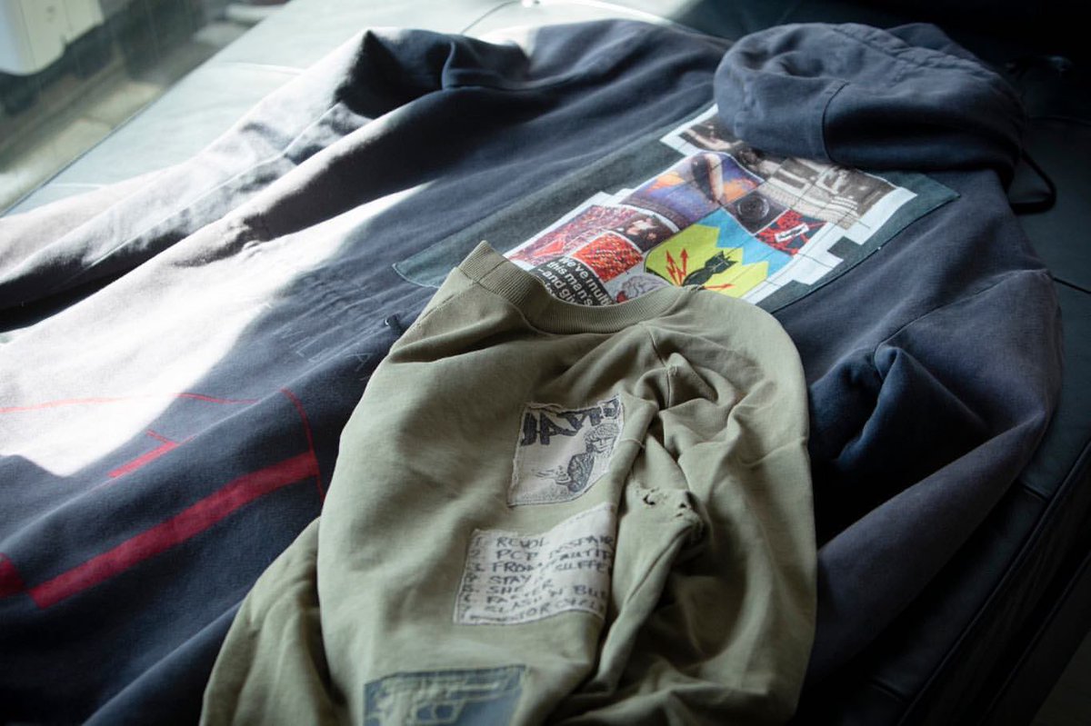 katayoseonoo's tweet photo. お洒落すぎる。
よせさん本当にRAF SIMONS好きだよね…好きな服も芸術と関連してるの素敵、色々と奥が深い。
#片寄涼太
#SterlingRuby
#RAFSIMONS https://t.co/EzswKrXluJ