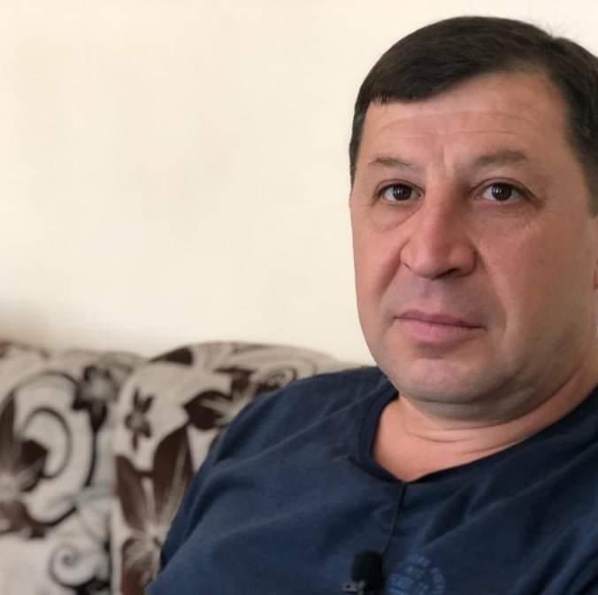 В Криму викрали активіста Руслана Люманова. Вчора вдень він виїхав з дому в Крименерго і за півгодини звʼязок з ним зник. Додому так і не повернуся. Руслан агъа порядна людина, завжди підтримував політвʼязнів. Він досі не виходить на звʼязок. Руслан агъа батько 5 дітей