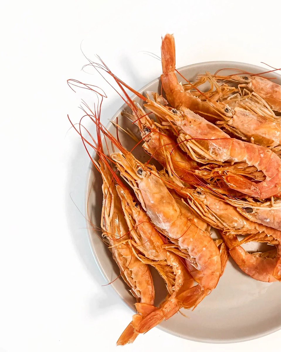 Red Argentinian Prawns 🦐... wild, delicious and on offer right now!

These beautiful and vibrant prawns have a firm and meaty texture with a sweet taste inside, which makes them the perfect addition to any seafood starter, tapas-style dish, summery lunch or BBQ side dish.