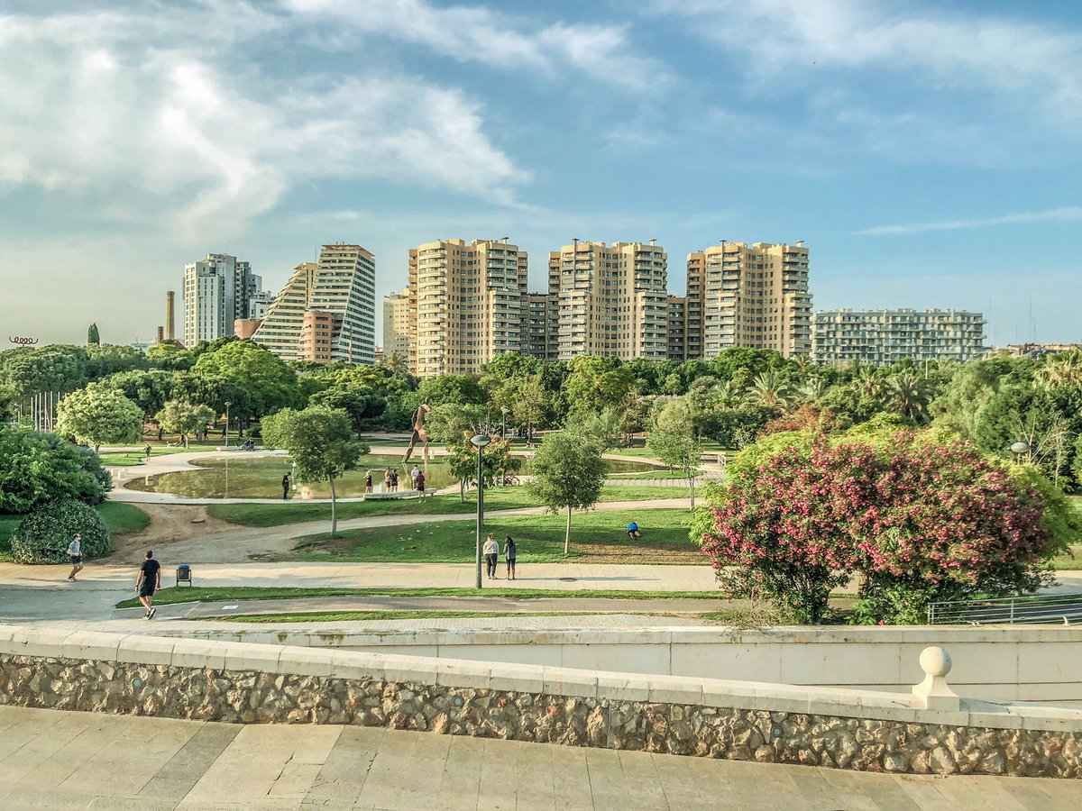 EVirusBioinfC's tweet image. Apart from enjoying the insights into #virusbioinformatics at #ViBioM2023 we found some time to check out beautiful #Valencia