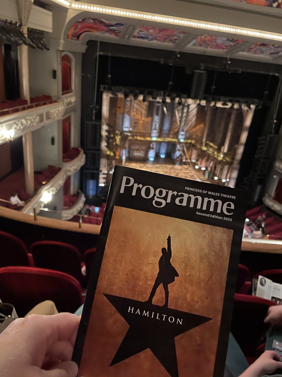 oss_music's tweet image. Hamilton, Spoken Word & Rap workshop, our students had a fabulous afternoon and evening in Toronto! @SCDSB_SHSM @SCDSBmusic @SCDSB_Schools @SCDSBProgram @OSSAnnouncement