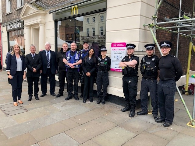 Payacharity's tweet photo. A fantastic installation between High Wycombe BID on behalf of The Oasis Partnership and DonationBoxes using our contactless payment device. If you're in High Wycombe go check it out and make a donation to a worthwhile cause!
#contactlessdonations #charity #community https://t.co/0WHqRp2ujt