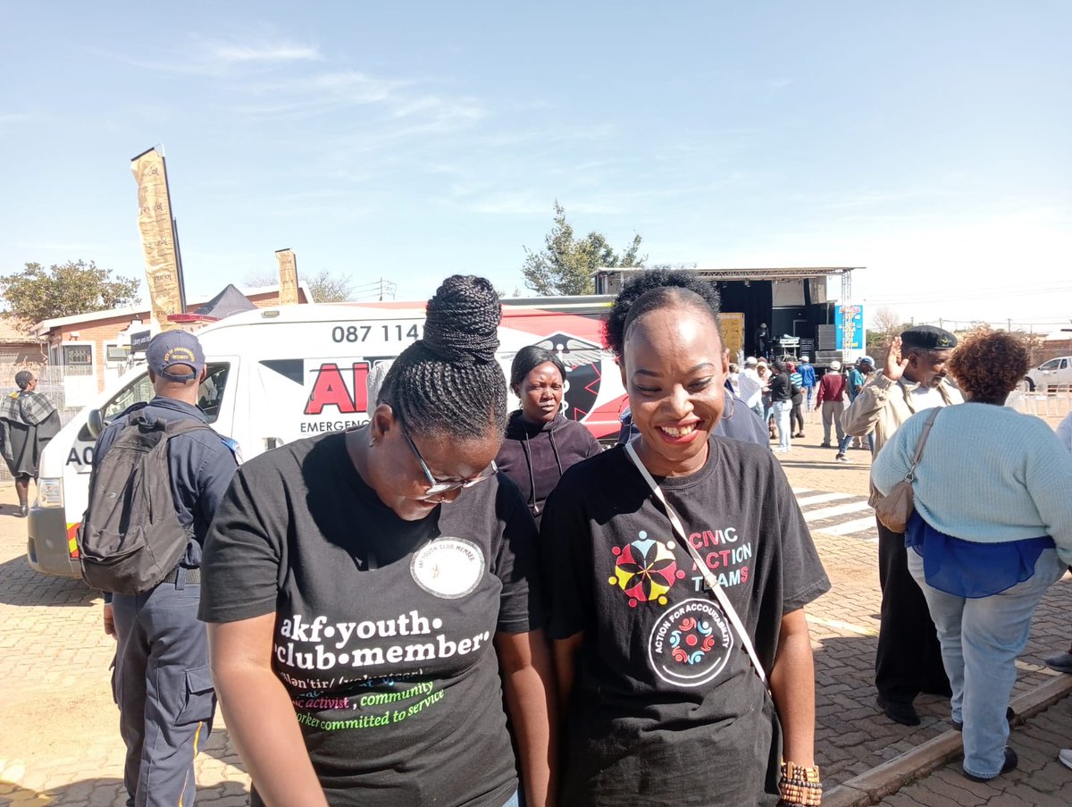 KathradaYouth's tweet photo. FINALLY!!!
The Lehae Library  is open after many hurdles. The AKF Youth Club members at Lehae were instrumental in the process leading up to this victory. ✊🏾 #KathradaYouth
#AfricaDay2023 https://t.co/9SagcaR9Zu