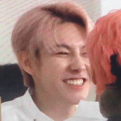 fairyissabey's tweet photo. renjun hehe 😁 https://t.co/Zp5M0nD0b5