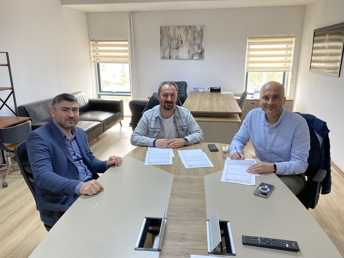 biga_ubf's tweet photo. Uluslararası Ticaret ve Lojistik Bölümü ile Doğanlar Mobilya Grubu Arasında Protokol İmzalandı

Detaylar ⤵️ 

https://t.co/hJdseAjYiJ

#ÇOMÜ #BigaUBF #BUBF https://t.co/awnCI7eIJA
