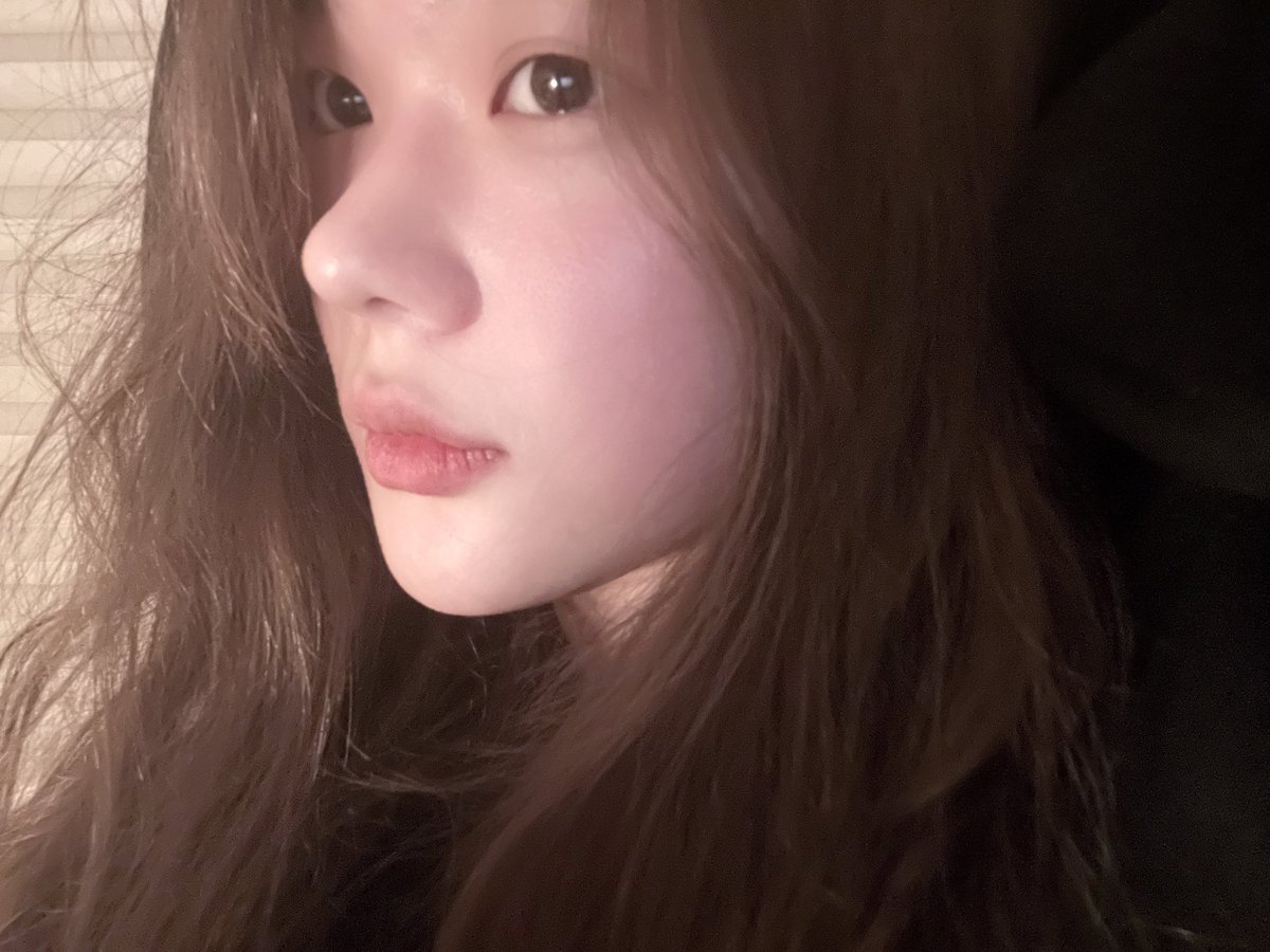 요즘은 보정 잘 안함…ㅇㅇ…긔차늠