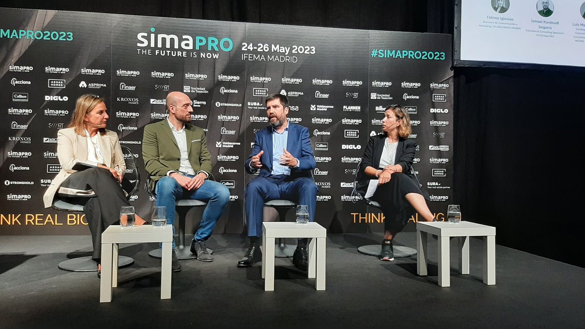 i_ortizdeandres's tweet image. Conferencia &quot;La importancia de la imagen y reputación en el sector inmobiliario&quot;. Con @virginia_fdez, @IglesiasFatima, @IsmaelKardoudi y @martindeciria. Luis plantea, como una de las claves, el enfocarse más en la persona que en el cliente como tal. #SimaPro