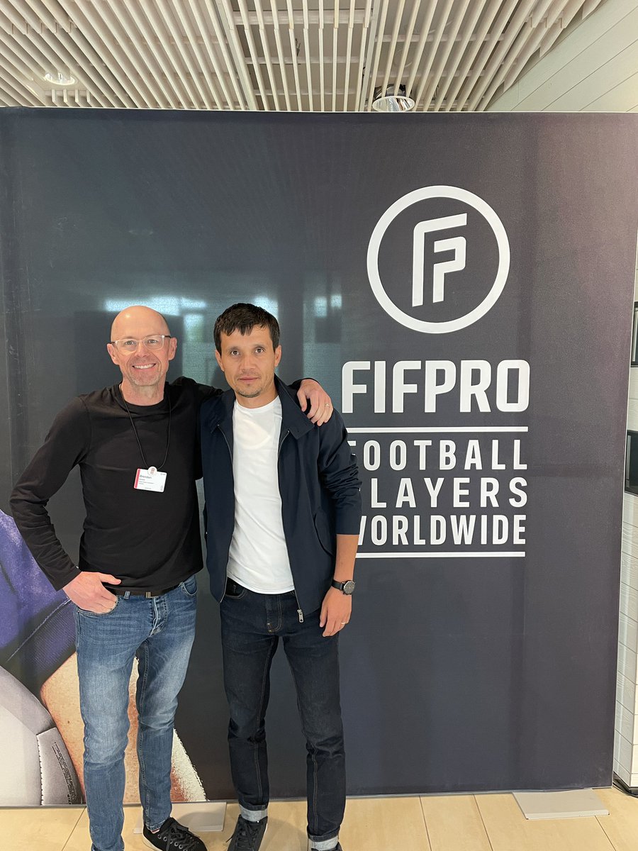 djanybaev's tweet photo. В штаб-квартире #FIFPRO завершилась двух дневная конференция #Right2Organise организованная совместно @FIFPRO @WorldPlayersUtd #WPAxFIFPRO
Много дискуссий на тему как сделать профсоюзы, которые развивают сотрудничество на национальном, региональном и глобальном уровнях сильнее. https://t.co/OkYk733ofP