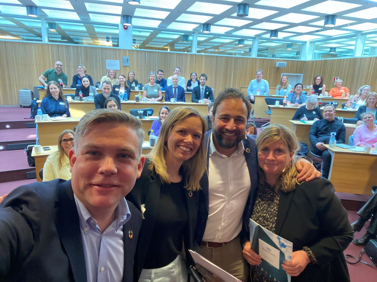 Anne Poulsen (@anne_poulsen) on Twitter photo Thank you <a href="/CatharinaBu/">Catharina Bu</a> for the invitation to attend <a href="/FNsambandet/">FN-sambandet</a>’s annual meeting. A privilege to discuss challenges and strengths of UN in the face of the unprecedented humanitarian crisis with @UNDPOGC and <a href="/GlobalCompactNO/">UN Global Compact Norge</a> 🌍
#DetNytter #PartnersAtCore Thank you <a href="/CatharinaBu/">Catharina Bu</a> for the invitation to attend <a href="/FNsambandet/">FN-sambandet</a>’s annual meeting. A privilege to discuss challenges and strengths of UN in the face of the unprecedented humanitarian crisis with @UNDPOGC and <a href="/GlobalCompactNO/">UN Global Compact Norge</a> 🌍
#DetNytter #PartnersAtCore