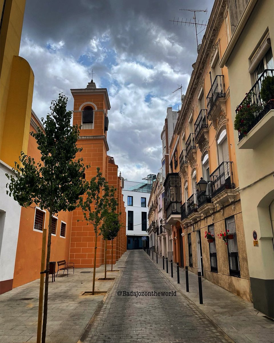 #badajoz #thepicoftheday #thepic #badajozciudad #badajozturismo #rinconesdebadajoz #badajozcapital #badajozextraordinaria #visitbadajoz #lugaresconencanto 
#wanderlust #traveltobadajoz #travel #traveler #total_badajoz #extremadura