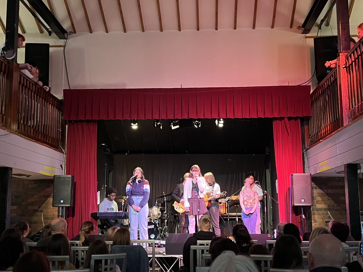 Coláiste Bríde Music tweet media