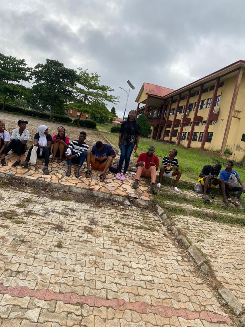 ploggingnigeria's tweet photo. #PloggingClubFUTA
#PloggingNigeriaClub
#WeKeepFitToKeepClean
#FitPeopleInCleanCommunities
#Ploggathon
#PloggingNigeriaAt5
#PloggasConvention23 https://t.co/DfhDzsTZ5O