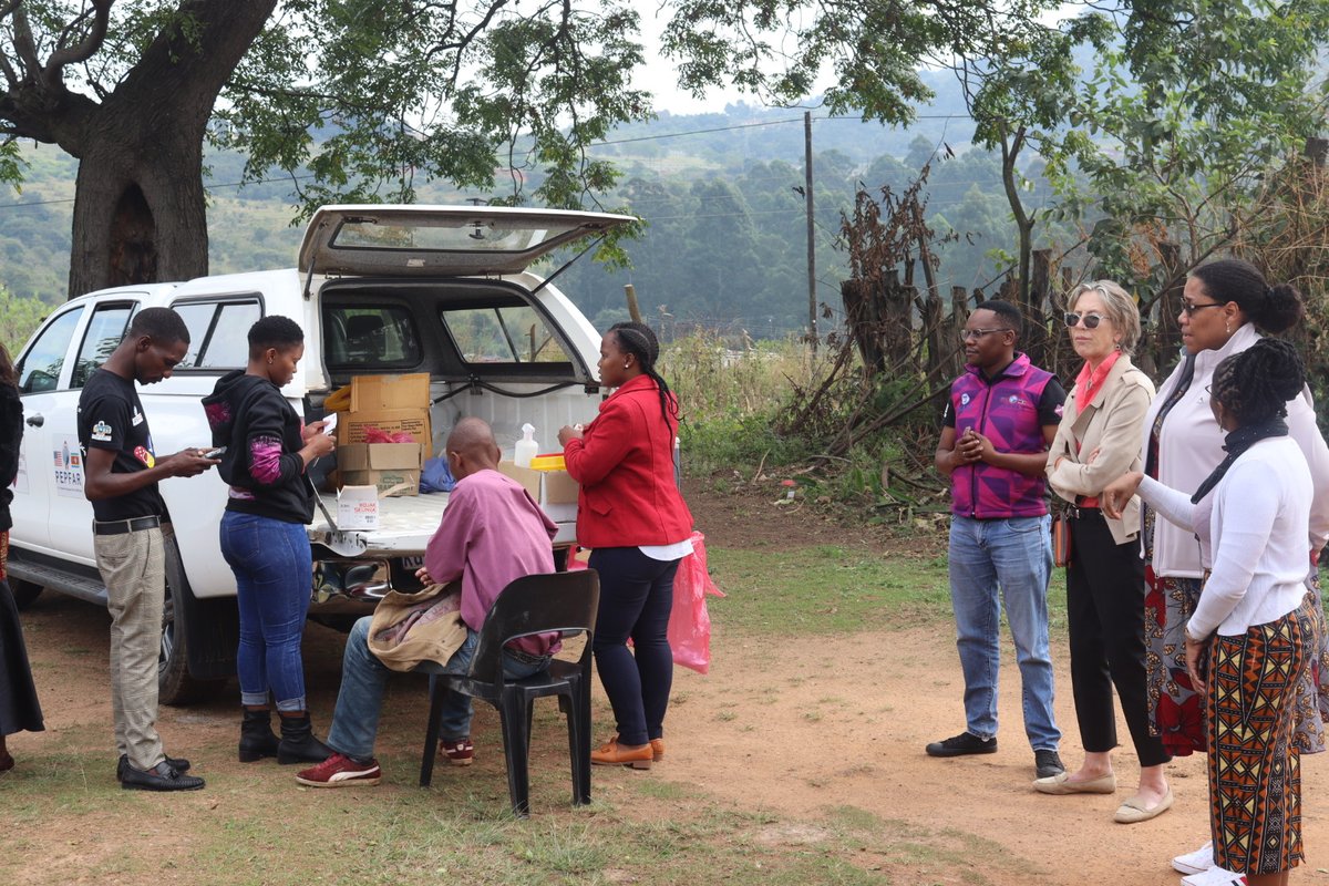 PEswatini's tweet photo. Pact Deputy Regional Director for Africa, Marianna Balampama met Insika Ambassador who layered on Insika Yakusasa project. She transitioned out of the project but sustains through a piggery, vegetable garden &amp; beehive. She had DREAMS on wheels and COVID-19 site visits.
@PactWorld https://t.co/L3VMlQrcEI