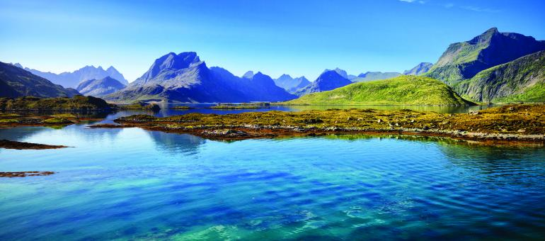 CircuTechnology's tweet image. At #CircuTech, we understand the importance of preserving our planet — our teams &amp;amp; technologies can make a difference in fighting against global issues like #climate change &amp;amp; #water #scarcity. We&apos;re committed to move forward &amp;amp; create a more #sustainable future.