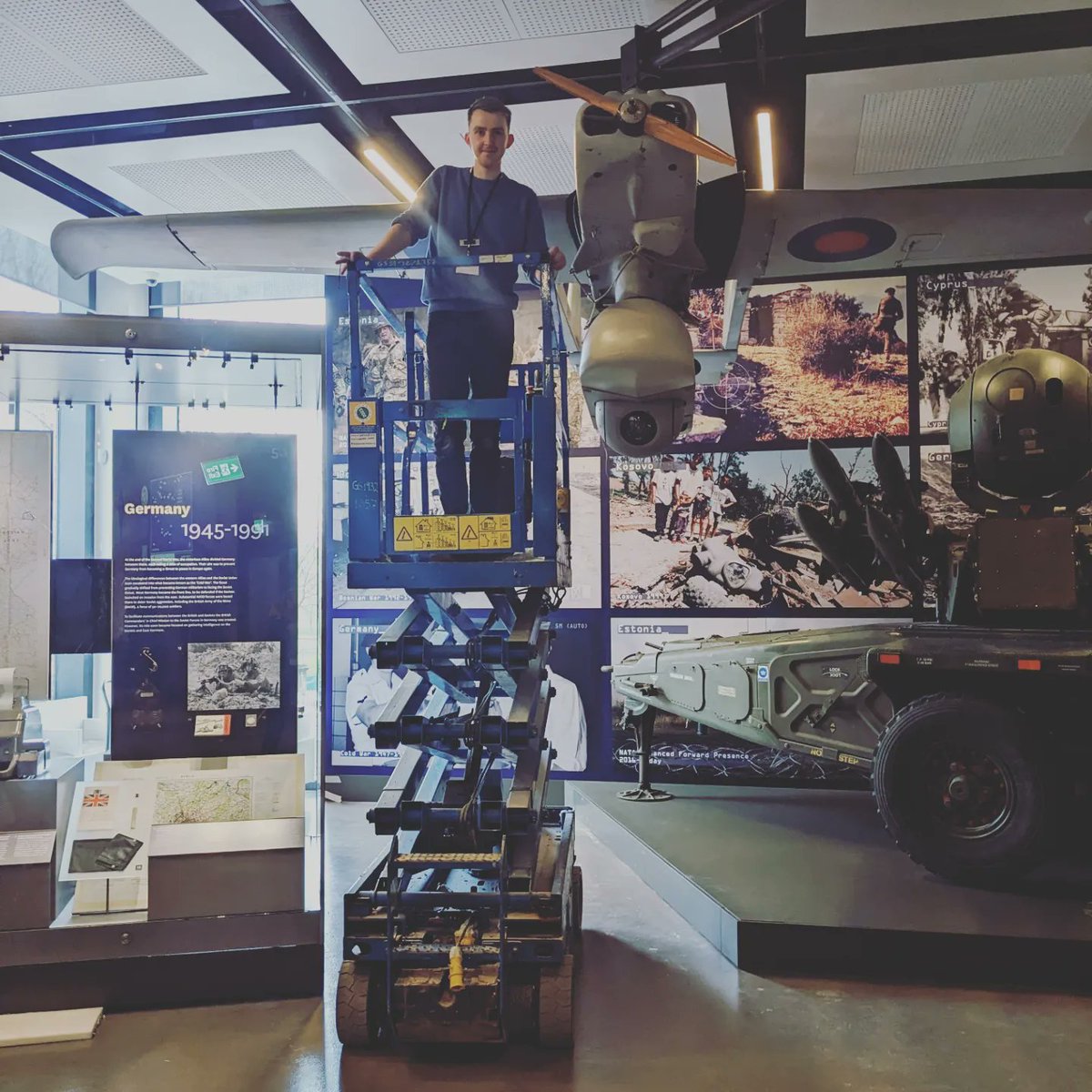 museum_josh's tweet photo. It's my 1-year anniversary with @NAM_London today!
It's been quiet... 2 galleries stripped, 1 installed, 80+ objects treated, spoke at a conference, provided cons training, kept pests at bay... and many more things.
Here's looking forward to the next year!
#conservation #Museums https://t.co/2mO1D5P4bL