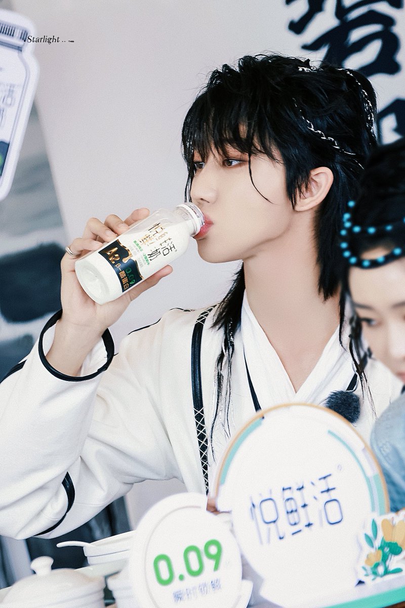 StarlightThe8's tweet photo. 230525 🥛
#디에잇 #THE8
#서명호 #徐明浩 #ミンハオ
#SEVENTEEN #세븐틴 https://t.co/fDLc489Dzr