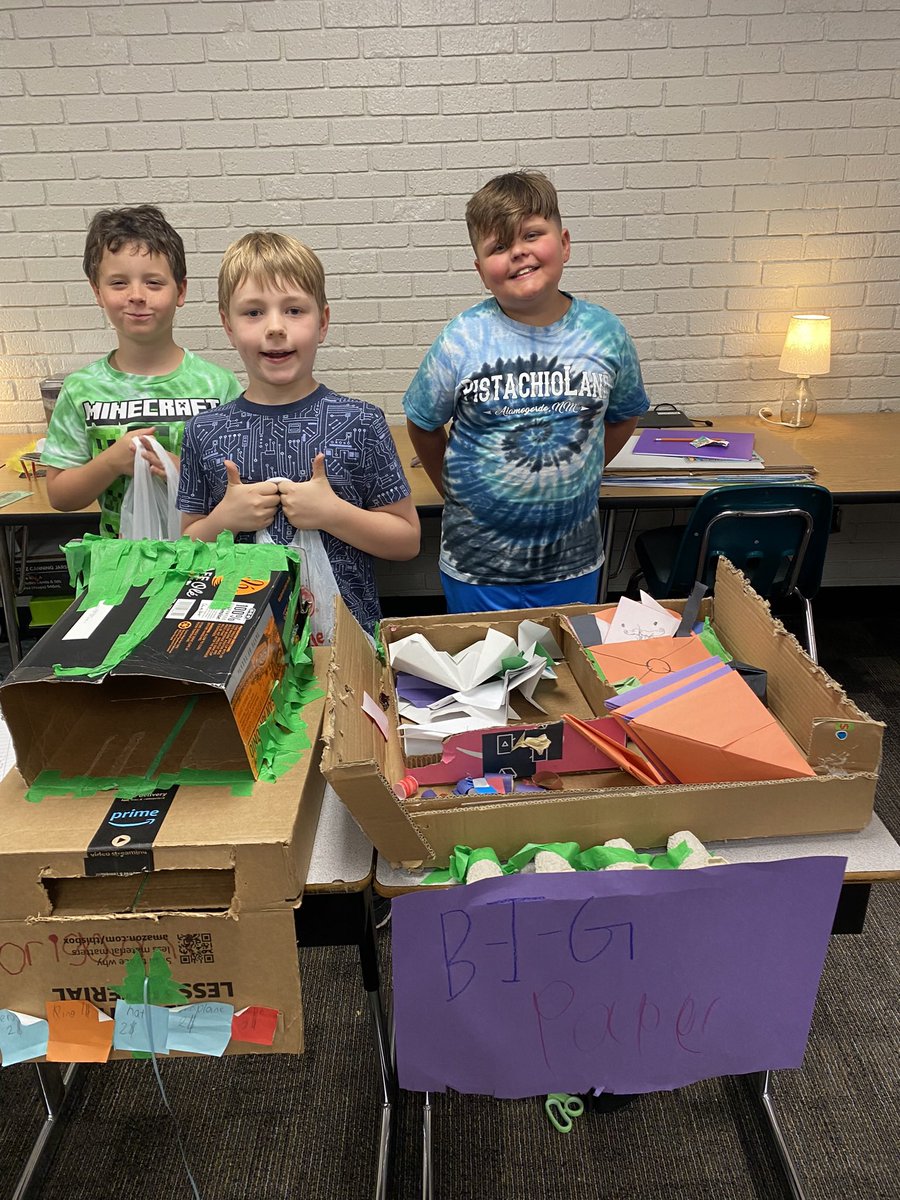 3rd grade Market!  These kids started with an idea and made it happen… paper hats, timers, bracelets, and more.  #lovethem, #MightBeBiased_
#3rdGradeRocks. <a href="/HumbleISD_BBE/">Bear Branch Elem</a> <a href="/JackieMDass/">Jackie</a> <a href="/mrsrazzledazzle/">Susan Rasmussen</a>