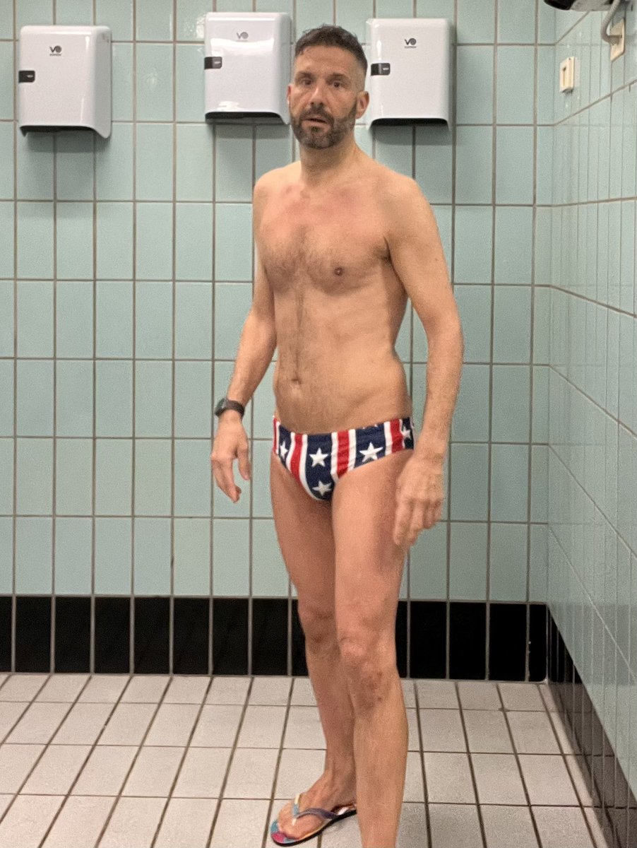 MarkErcolani's tweet photo. Il mattino ha il cloro in bocca! #nuoto #piscina #swim #swmming #stayfit #Thursday #goodmorning #buongiorno https://t.co/2UuLlbNVEN