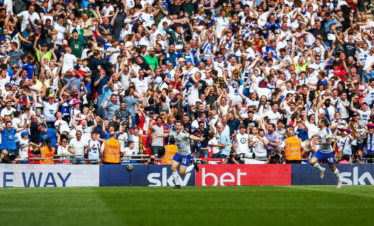 4 Years ago today, we beat Newport to secure our second consecutive promotion. 

#TRFC